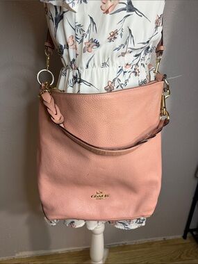 Coach Pebbled Leather crossbody Bag in Blush . Removable both straps.